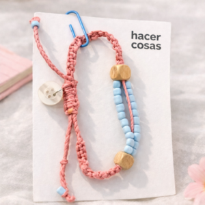 Pulsera botón celeste hecha a mano | HACER COSAS